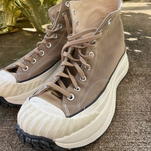 Converse High-Top Sneakers in Brown and Cream - Picture 1 of 6